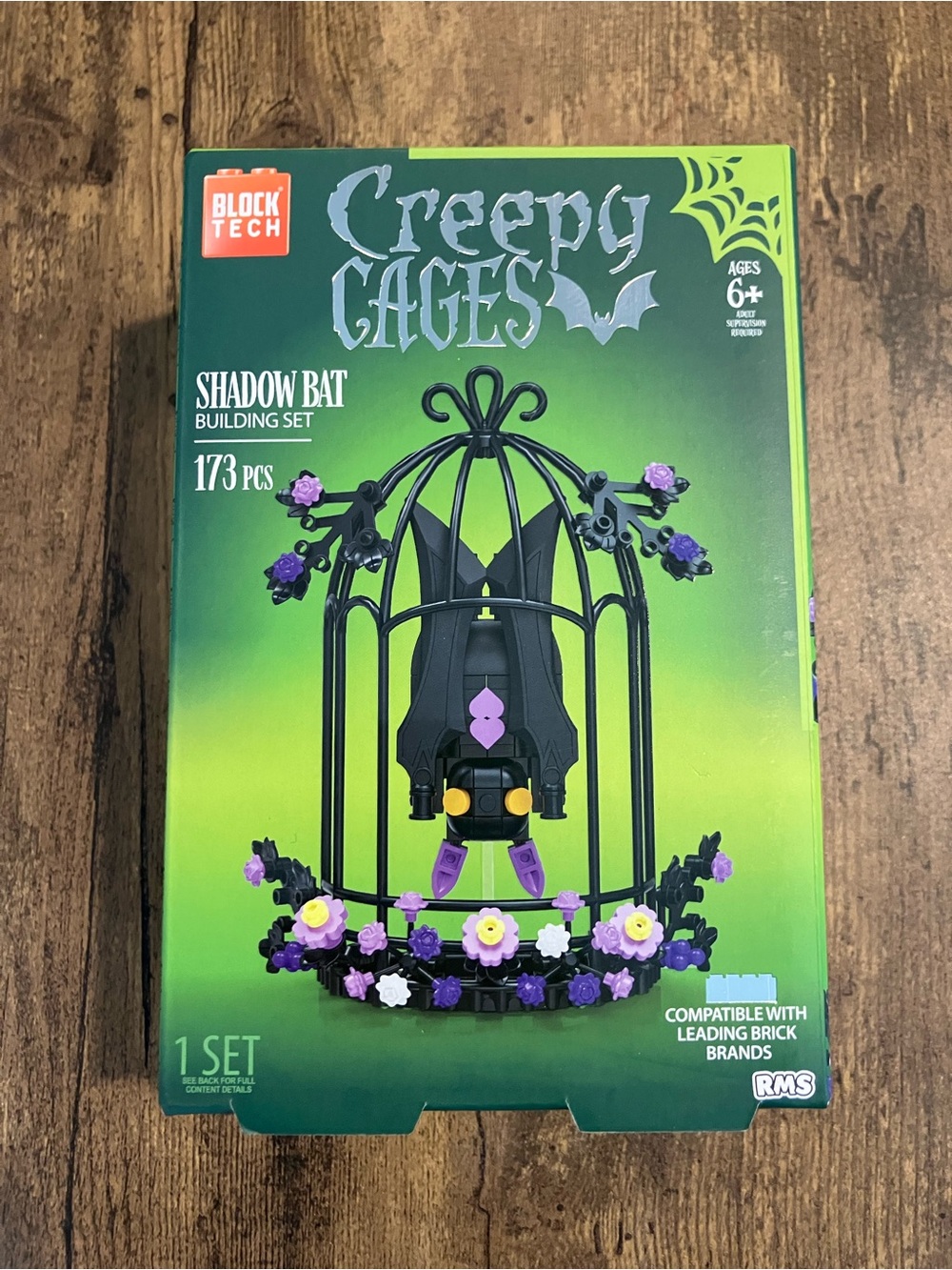 Block Teck creepy cages